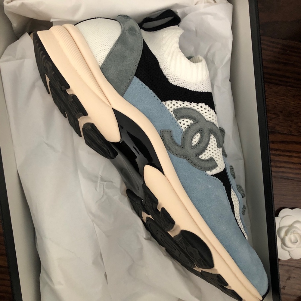 Chanel trainers size 46 fit a size small